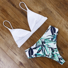 Load image into Gallery viewer, Bikinis Set